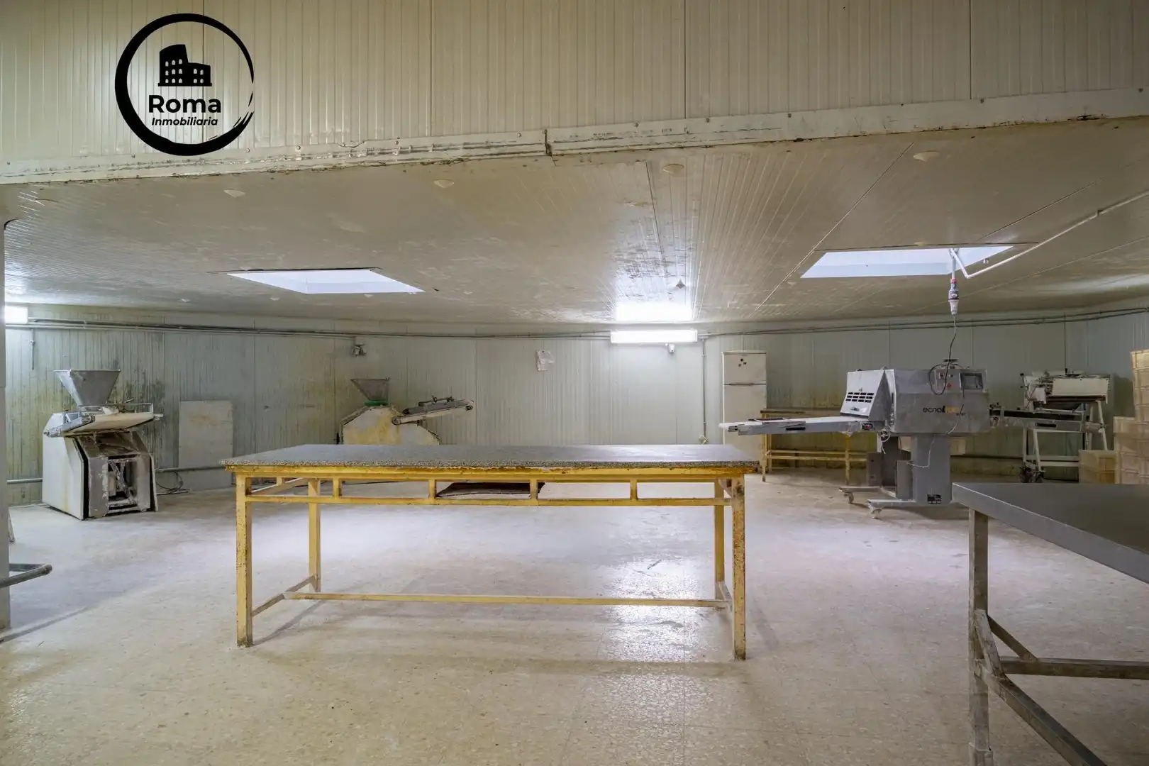 Industrial buildings for sale in Alfacar