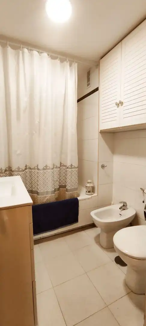 Badezimmer von Wohnungen zur Miete in Málaga mit Privatgarten
