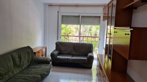 Foto 3 de Piso de alquiler en Carrer Castell de Requesens, Eixample Sud – Migdia, Girona Capital