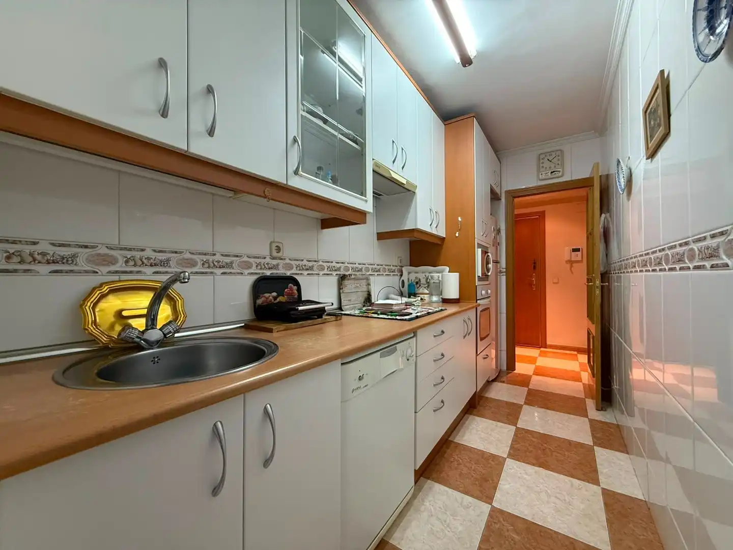Kitchen of Flat for sale in Madrid  with Air Conditioner, Heating and Terrace