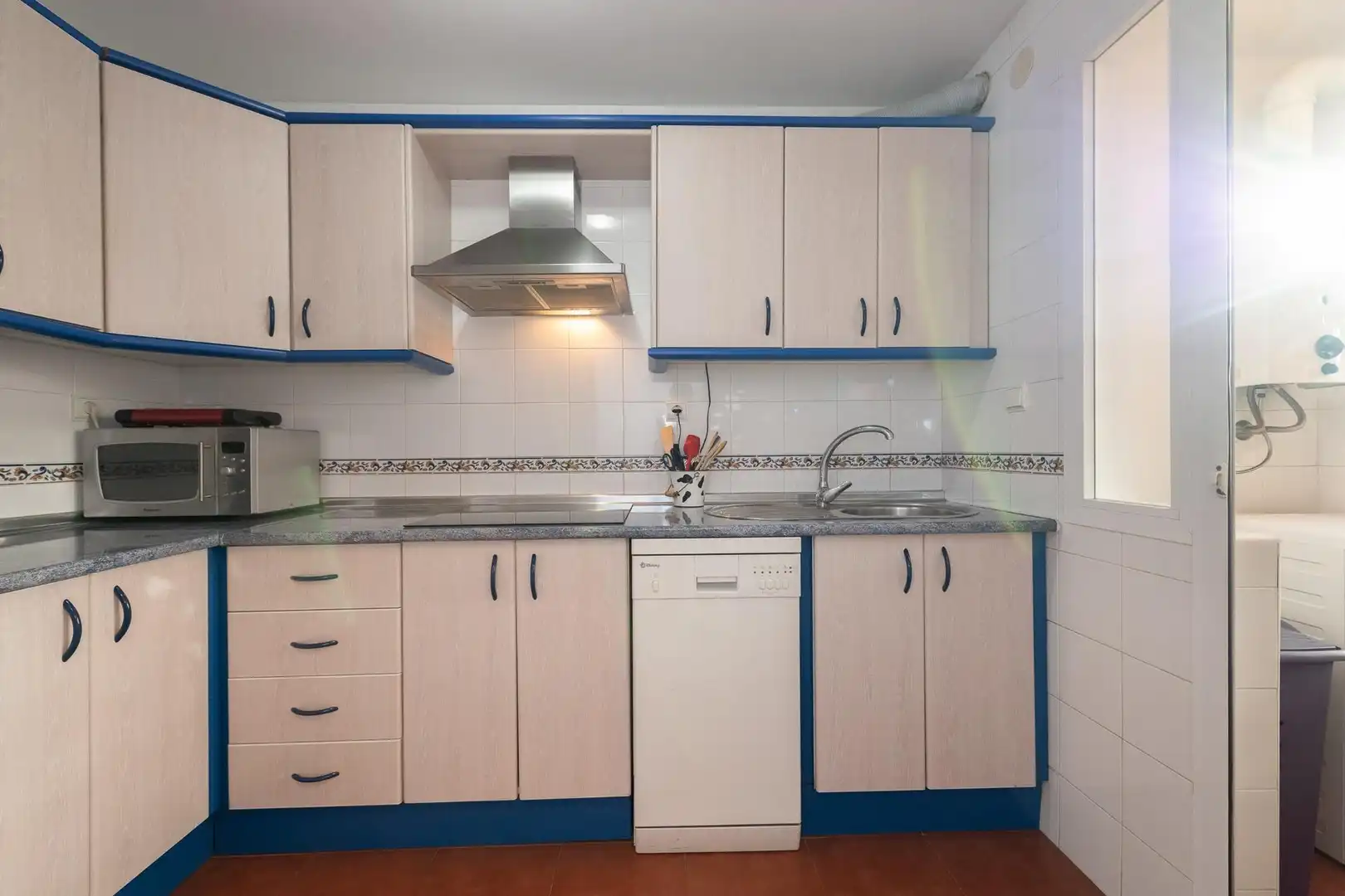 Cocina de Piso en venta en Rincón de la Victoria con Aire acondicionado, Terraza y Piscina comunitaria