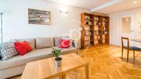 Living room of Flat for sale in  Madrid Capital  with Air Conditioner, Heating and Terrace