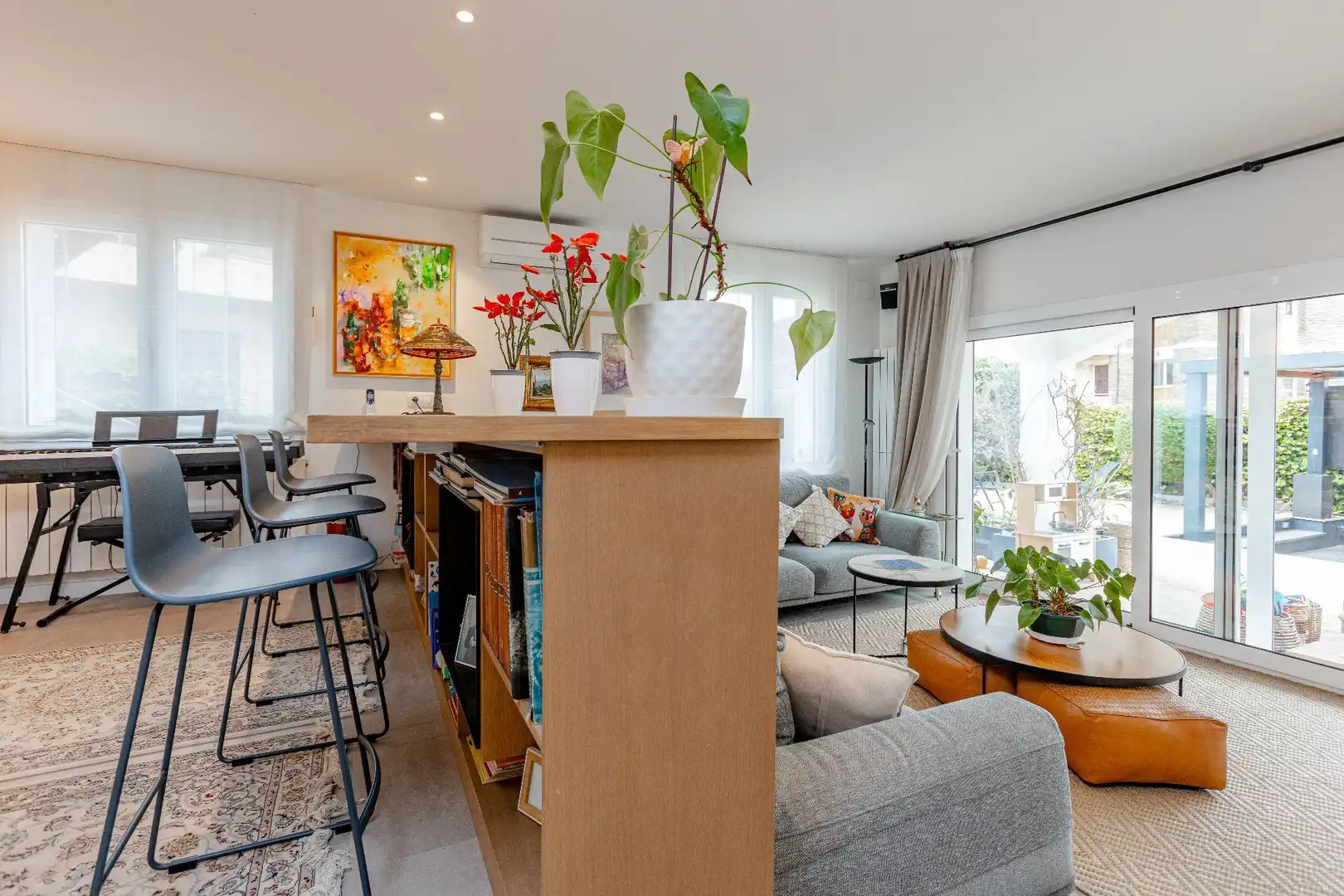 Detached homes for sale in Santíssima Trinitat, Vallpineda - Rocamar