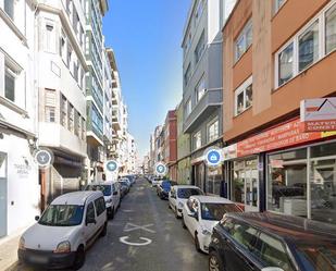 Vista exterior de Edifici en venda en A Coruña Capital 