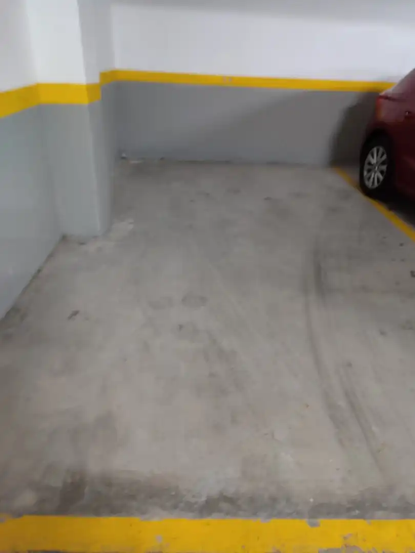 Garage zur Miete in Ferrol