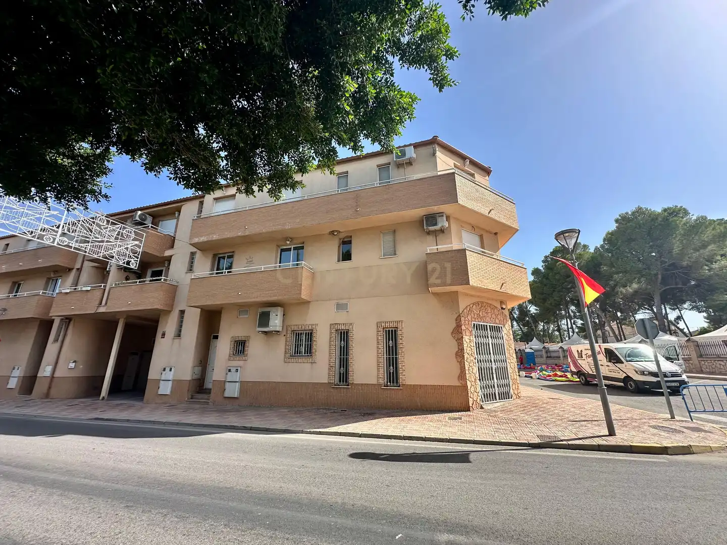 Vista exterior de Casa adosada en venta en Jacarilla con Balcón