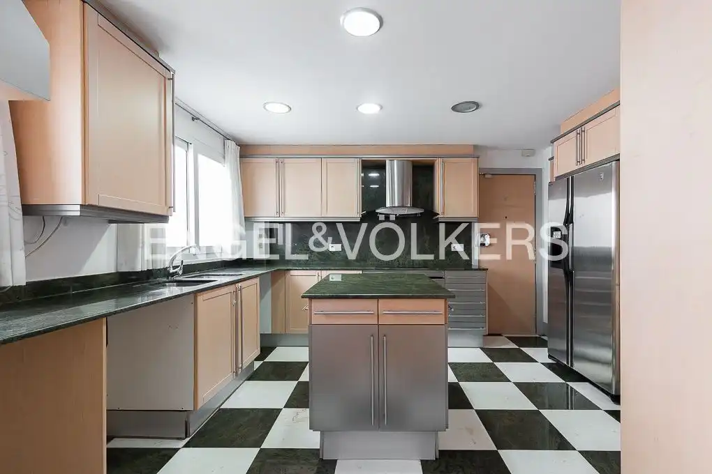 Cocina de Piso en venta en Valencia con Aire acondicionado, Calefacción y Parquet