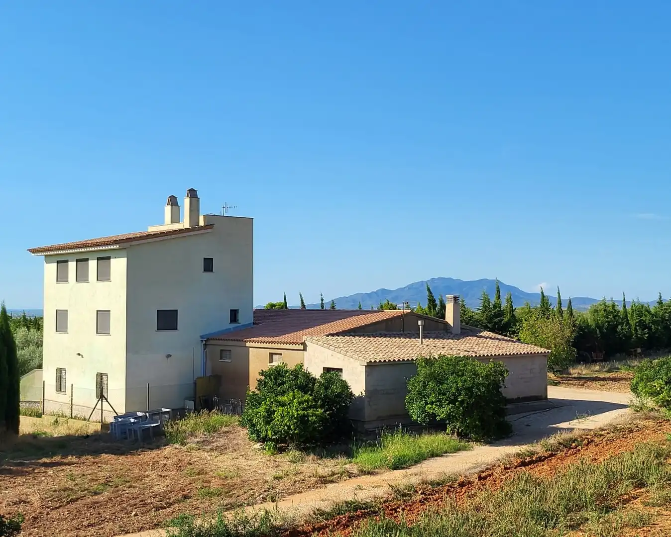 Casa rústica con jardín en venta en Camarles, imagen 5