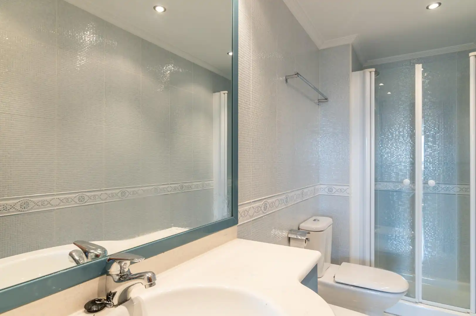 Baño de Piso en venta en  Pamplona / Iruña con Calefacción, Parquet y Trastero
