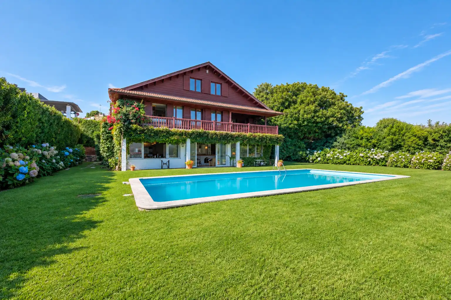 Schwimmbecken von Haus oder Chalet zum Verkauf in Vigo  mit Heizung