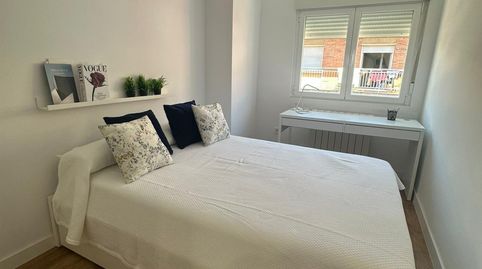 Foto 5 de Piso de alquiler en Filiberto Villalobos , San Bernardo, Salamanca Capital