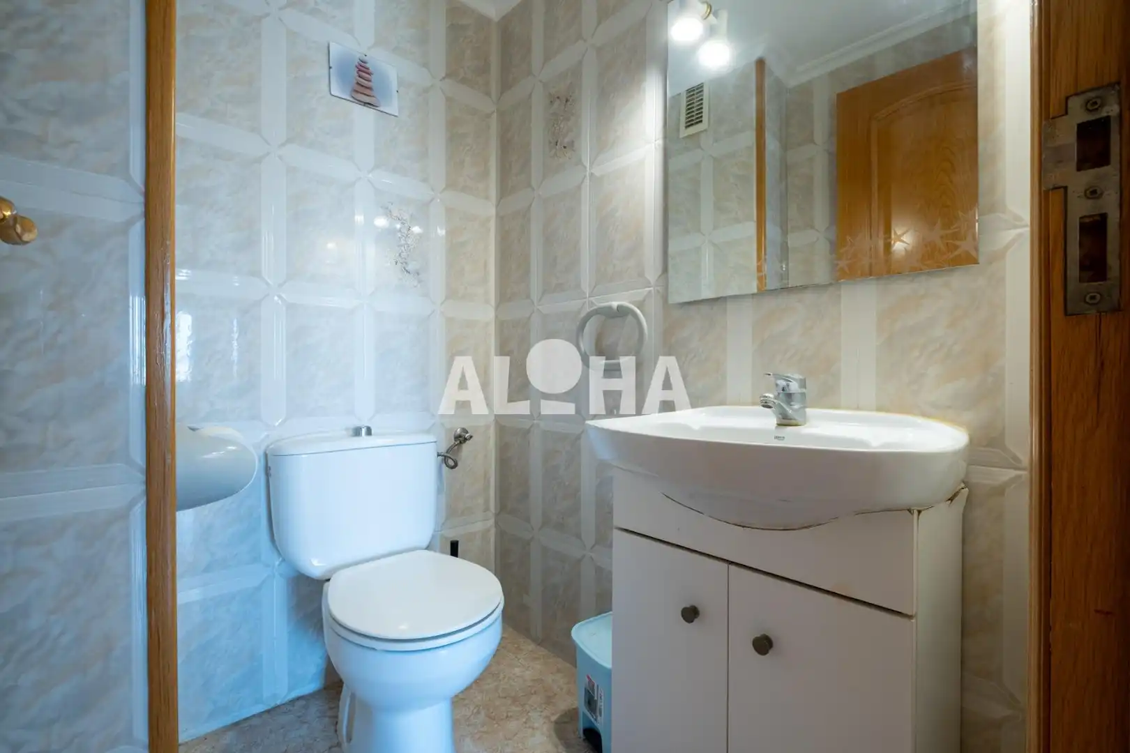 Badezimmer von Wohnungen zur Miete in Moncada