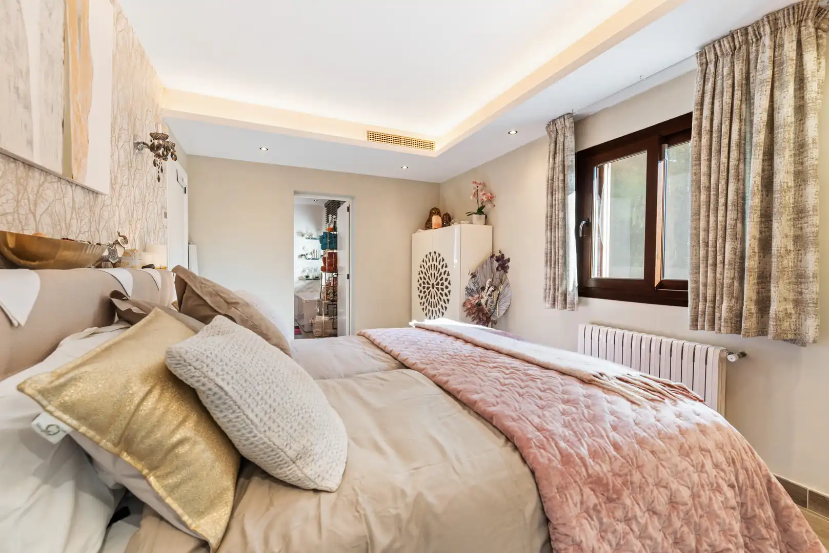 Schlafzimmer von Country house zum Verkauf in Calvià mit Klimaanlage, Heizung und Terrasse
