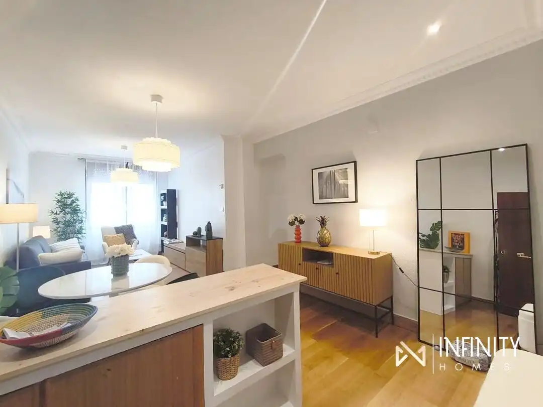 Sala de estar de Piso de alquiler en Bilbao  con Calefacción