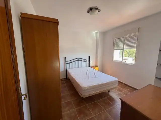 Habitación de Casa o chalet en venta en Villamartín con Amueblado y Piscina comunitaria