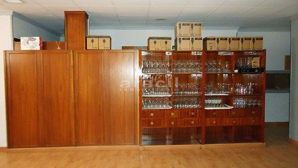 Local comercial en Alquiler en Carrer Na Saurina d'Entença en Eixample