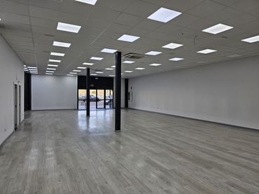 Nau industrial de lloguer a Periurbano Este - Campiña