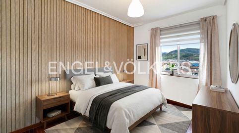 Foto 2 de Piso en venta en Calle Castilla, Los Corrales de Buelna , Cantabria