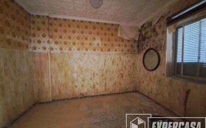 Country house for sale in Silla