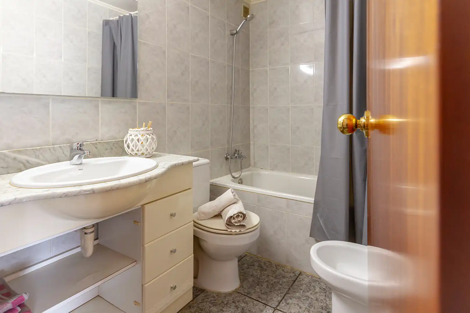 Baño de Casa adosada en venta en Martorell con Calefacción, Jardín privado y Horno