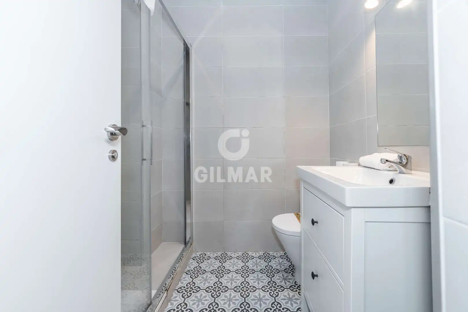 Baño de Piso en venta en Madrid con Calefacción