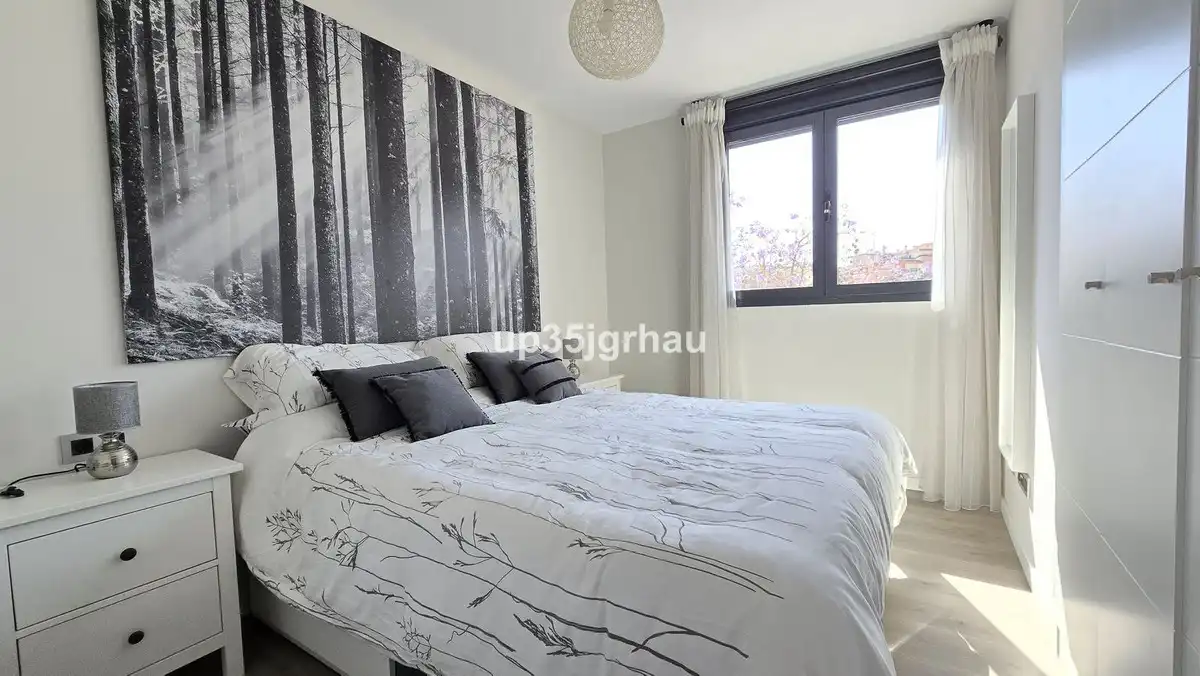Bedroom of Apartments for sale in Estepona  with Air Conditioner, Terrace and Furnished