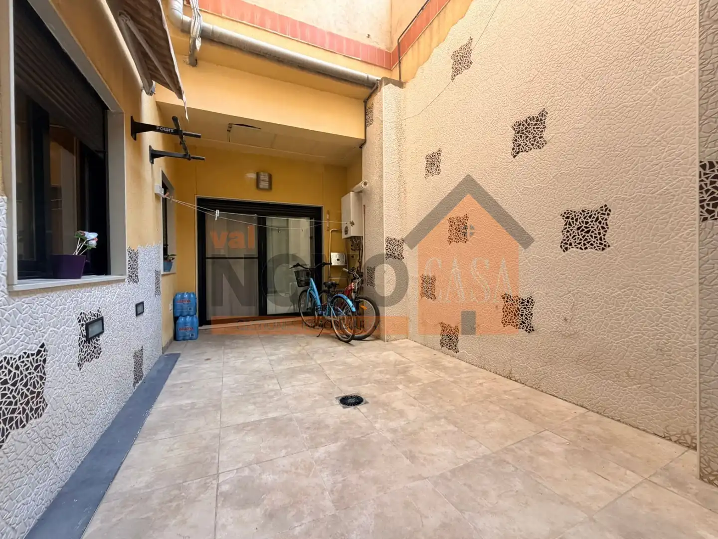 Flat for sale in Silla  with Air Conditioner and Heating