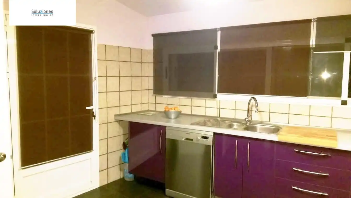 Küche von Einfamilien-Reihenhaus zum Verkauf in Albacete mit Klimaanlage, Terrasse und Abstellraum