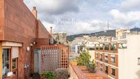 Exterior view of Attic for sale in  Barcelona Capital  with Terrace