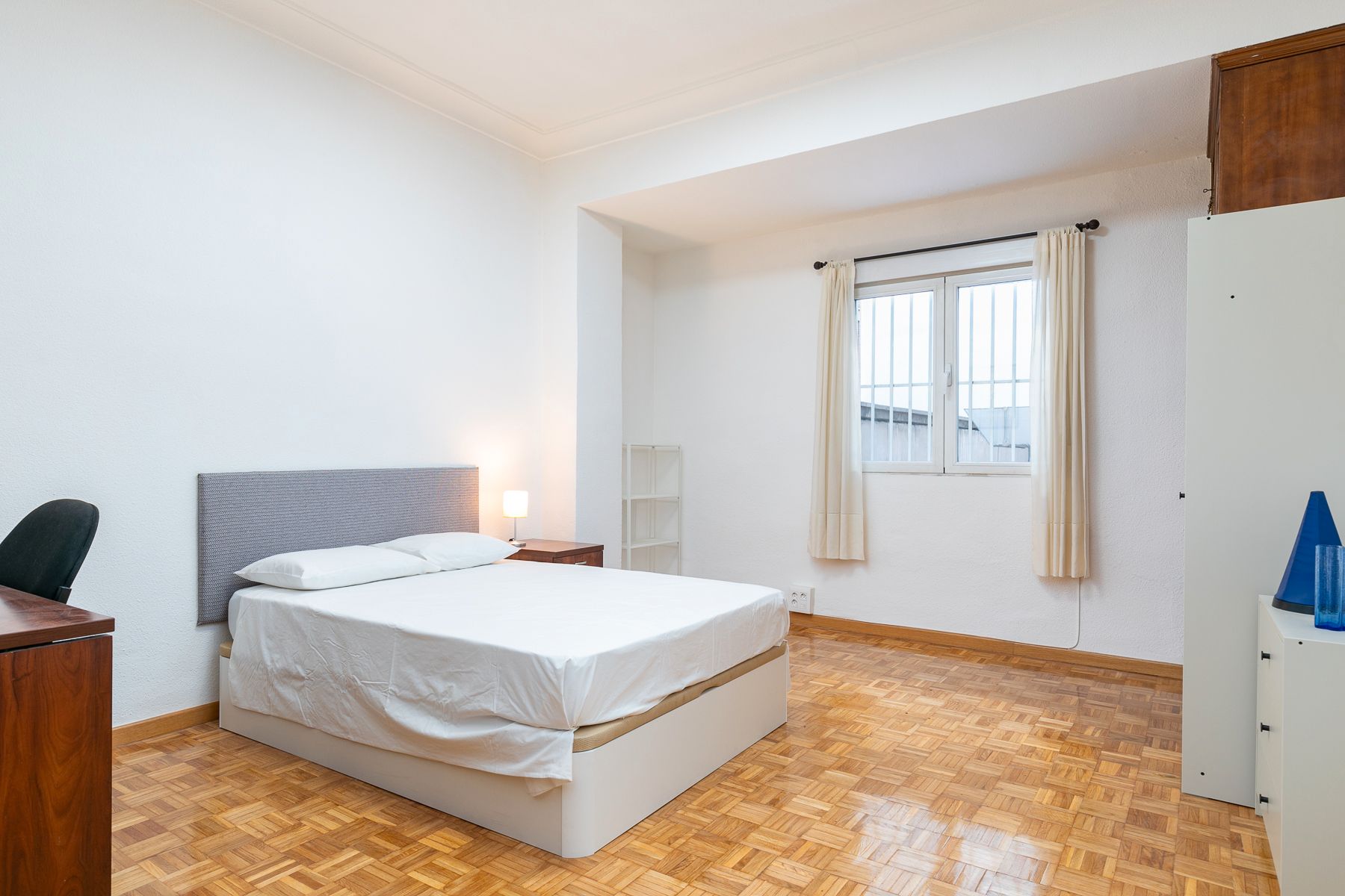 Bedroom of Flat to share in  Madrid Capital  with Air Conditioner, Heating and Furnished
