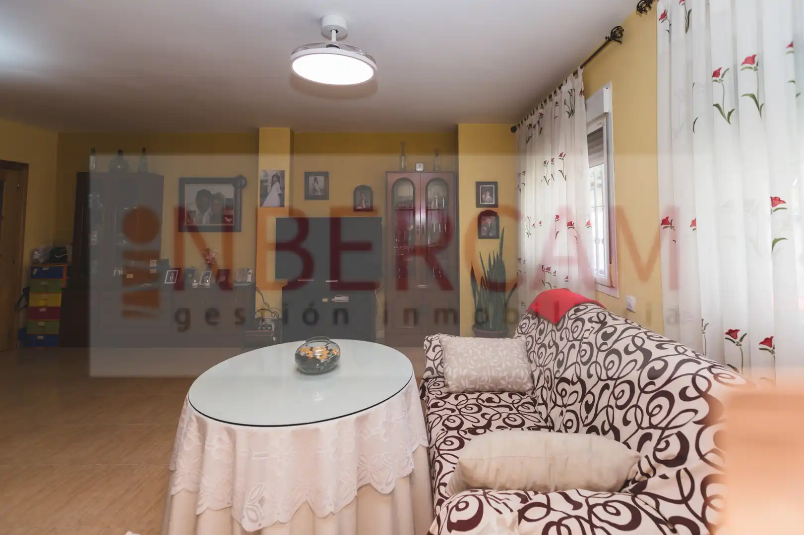 Sala de estar de Piso en venta en El Ejido con Aire acondicionado, Terraza y Amueblado