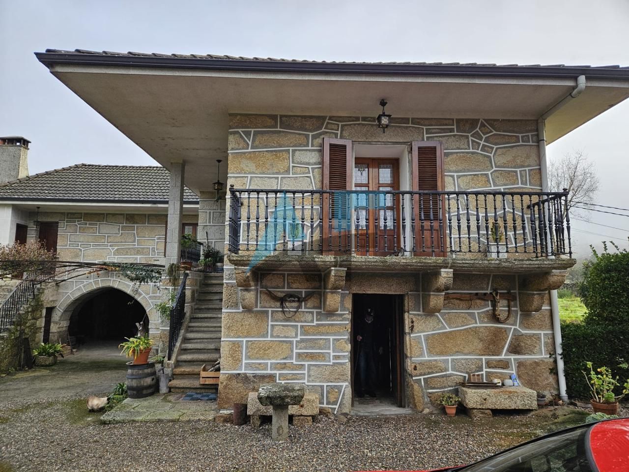 Vista exterior de Casa o xalet en venda en Leiro amb Calefacció, Jardí privat i Terrassa