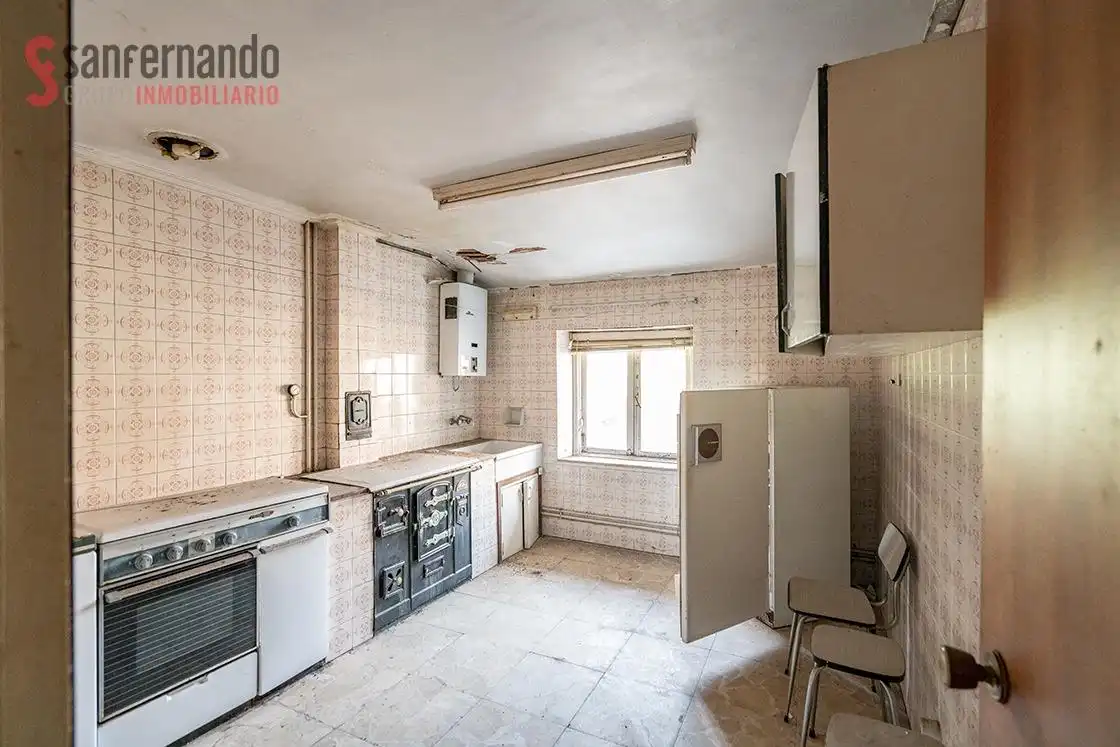 Cocina de Finca rústica en venta en Corvera de Toranzo con Jardín privado, Terraza y Trastero