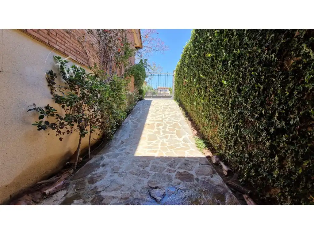 Vista exterior de Casa o xalet en venda en Cambrils amb Aire condicionat, Moblat i Balcó