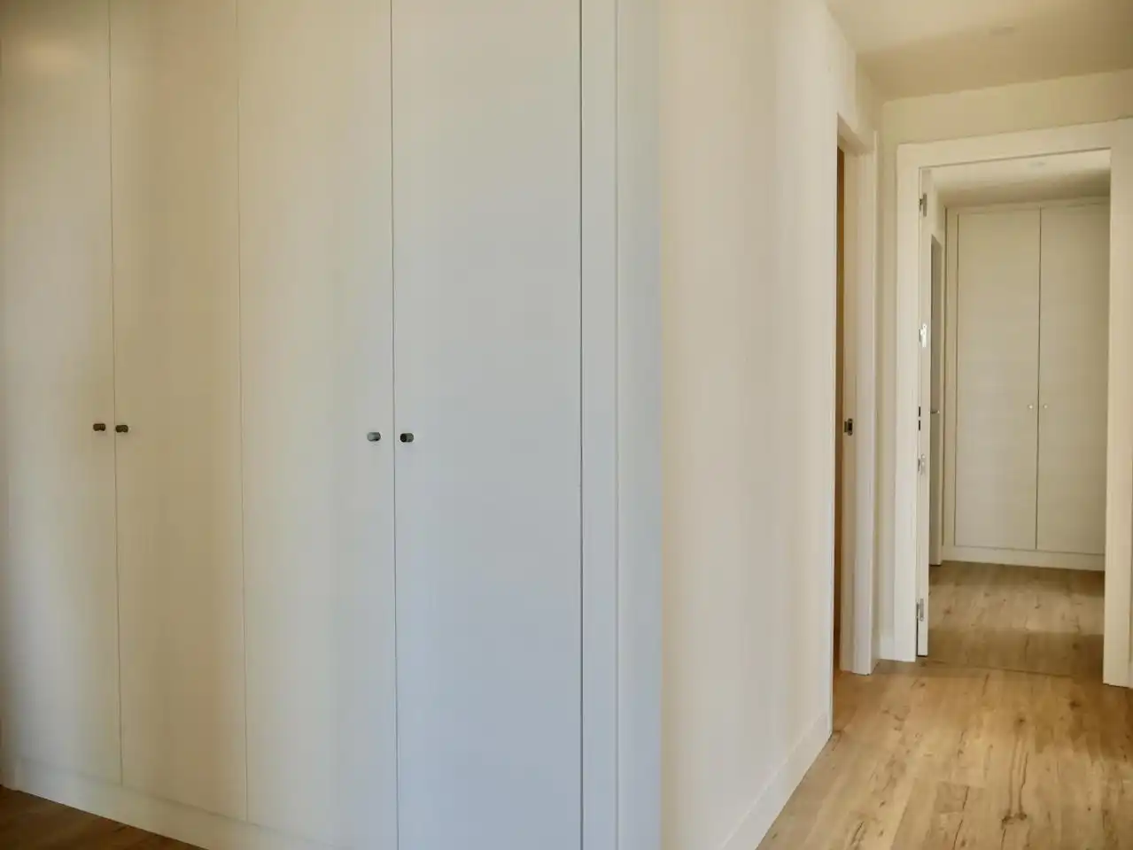 Flat for rent in Ángel Ojeda Avilés, Entrenúcleos