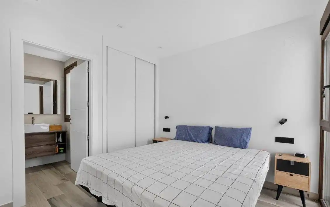 Chalet con piscina en venta en Los Balcones - Los Altos, imagen 13