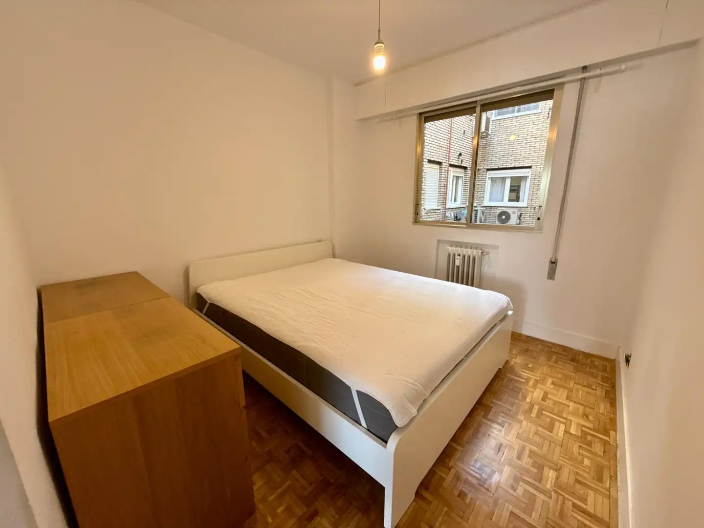 Habitación de Apartamento de alquiler en Madrid con Aire acondicionado, Calefacción y Terraza