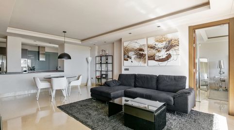 Foto 3 de Apartamento en venta en Los Arqueros - Puerto del Almendro, Benahavís