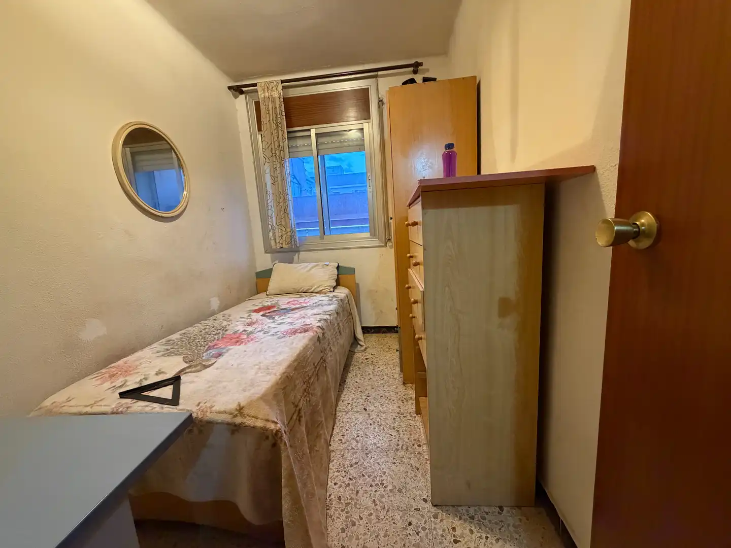 Habitación de Piso en venta en Cerdanyola del Vallès con Amueblado