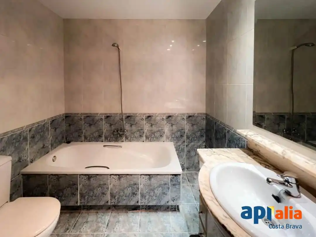 Apartment with lift for sale in de Barcelona 3, imagen 4