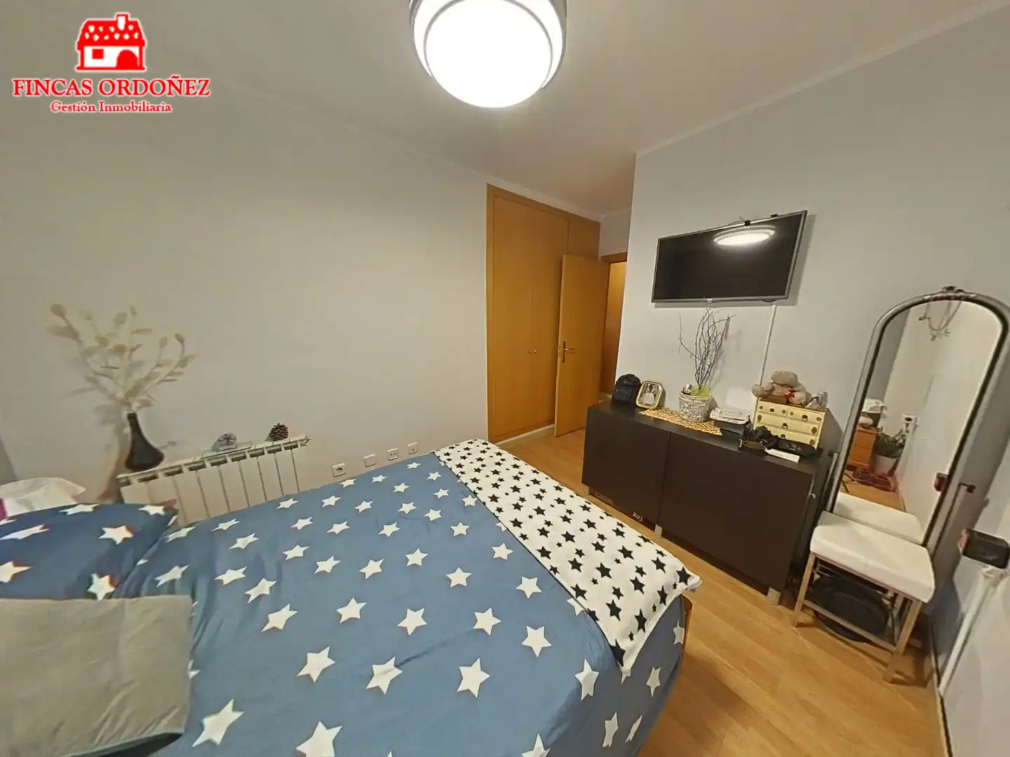 Dormitori de Pis en venda en Sant Andreu de la Barca amb Calefacció, Parquet i Terrassa