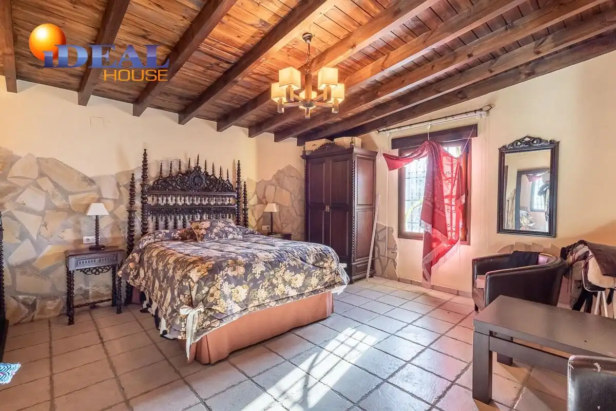 Chalet con jardín en venta en La Zubia Ciudad, imagen 11