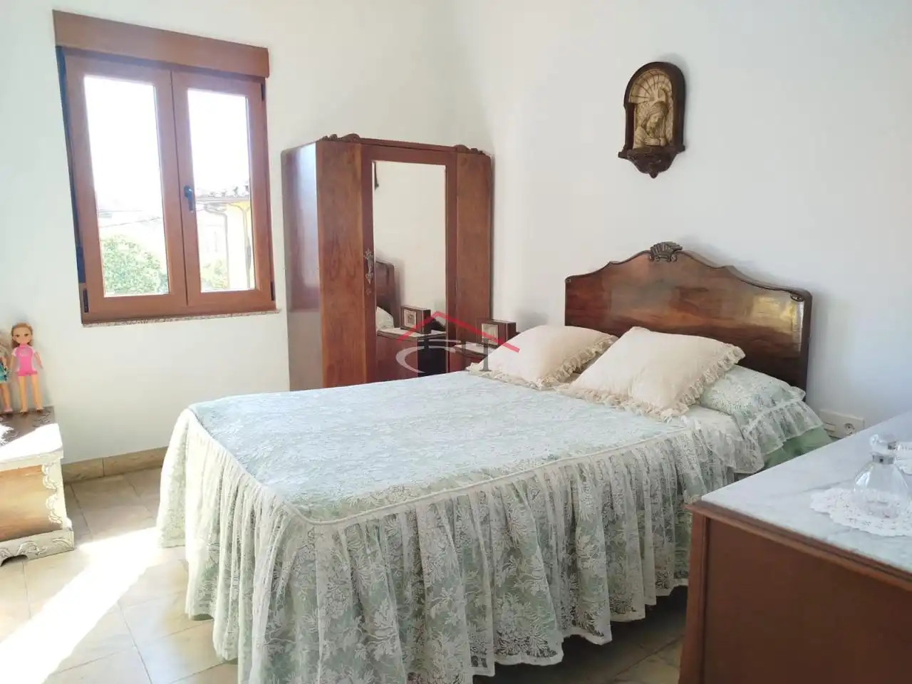 Dormitori de Casa o xalet en venda en Onzonilla amb Jardí privat i Traster