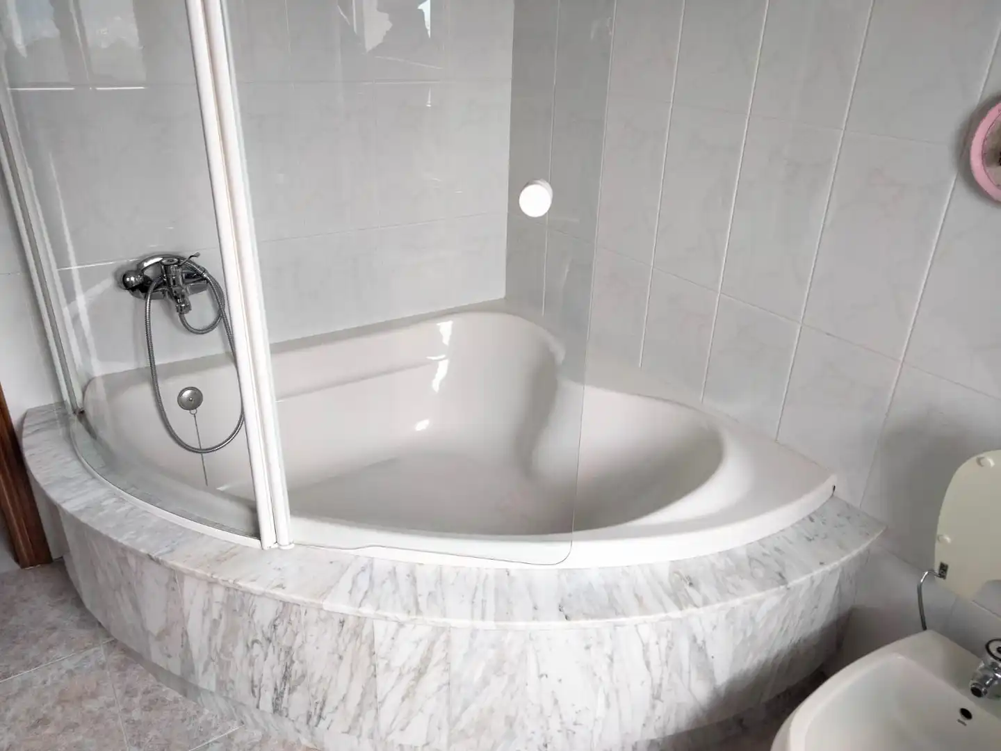 Baño de Casa o chalet en venta en Coles con Calefacción, Jardín privado y Terraza