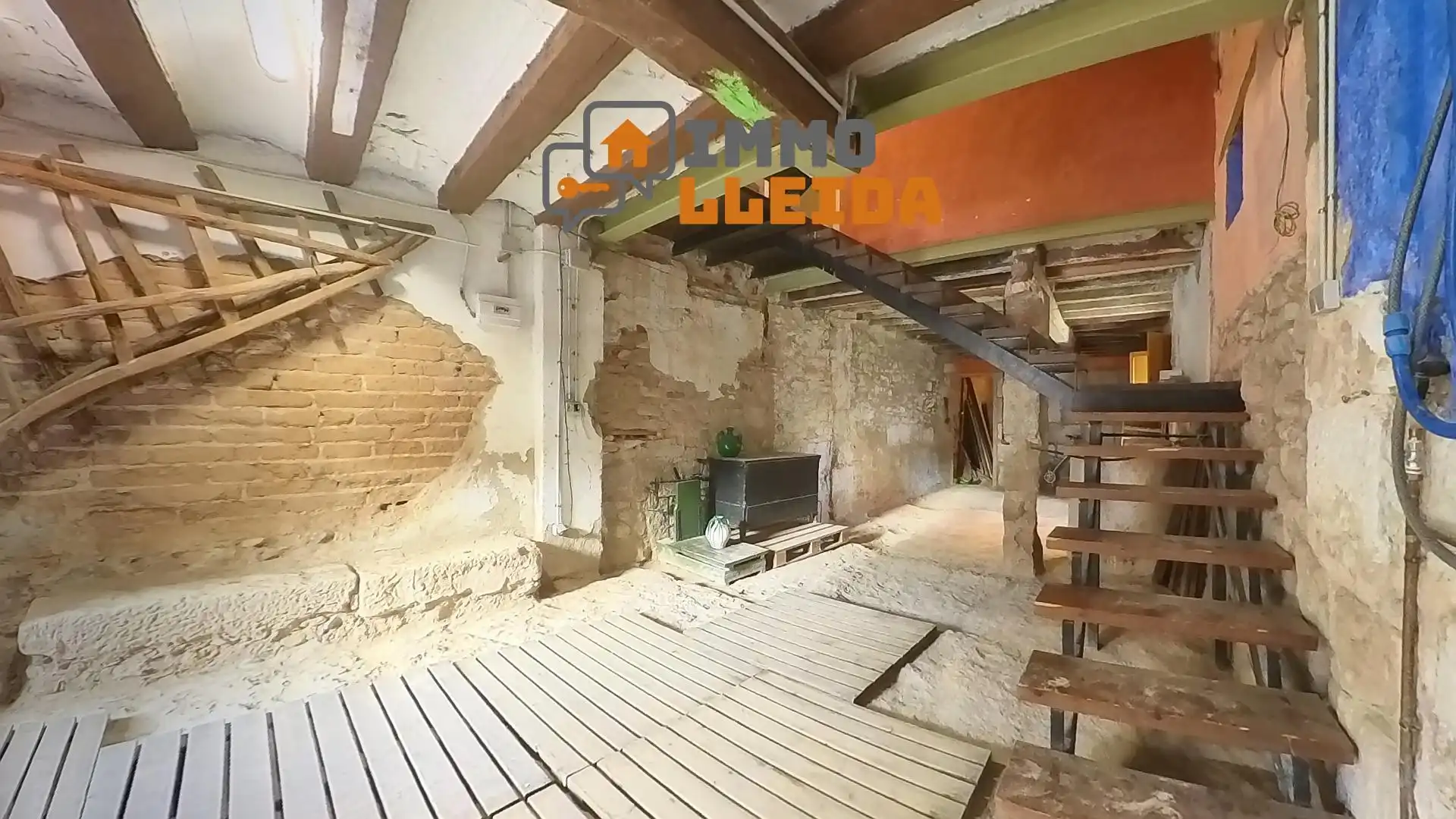 Casa adosada en venta en Granyena de les Garrigues con Calefacción y Terraza