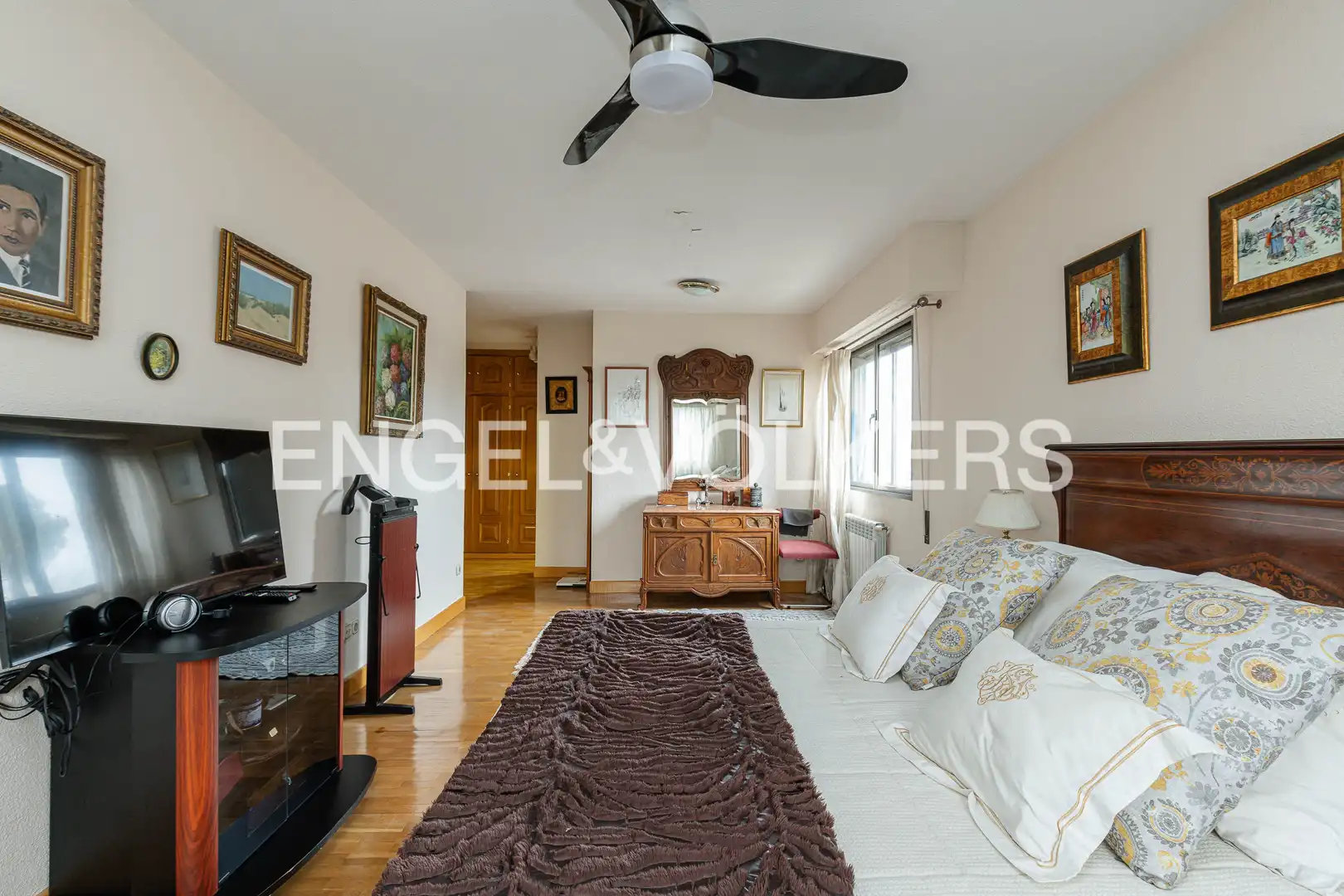 Habitación de Casa o chalet en venta en Pozuelo de Alarcón con Calefacción, Jardín privado y Terraza