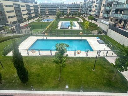 Swimming pool of Flat for sale in Valdemoro  with Air Conditioner and Balcony