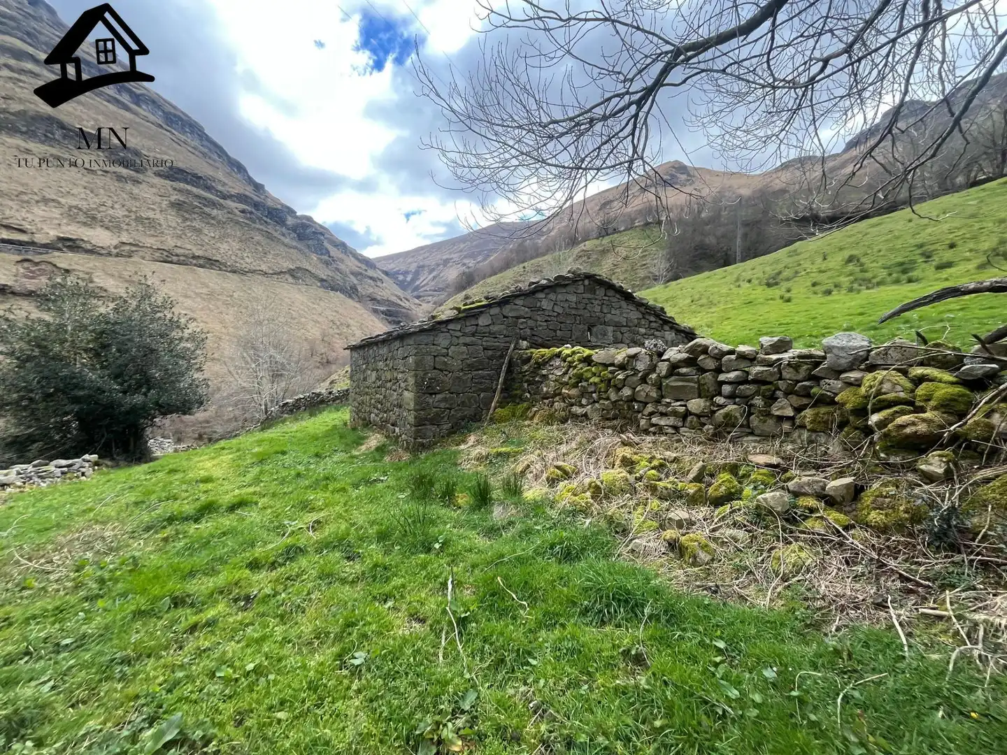 Casa rústica amb jardí en venda a Vega de Pas, imagen 12