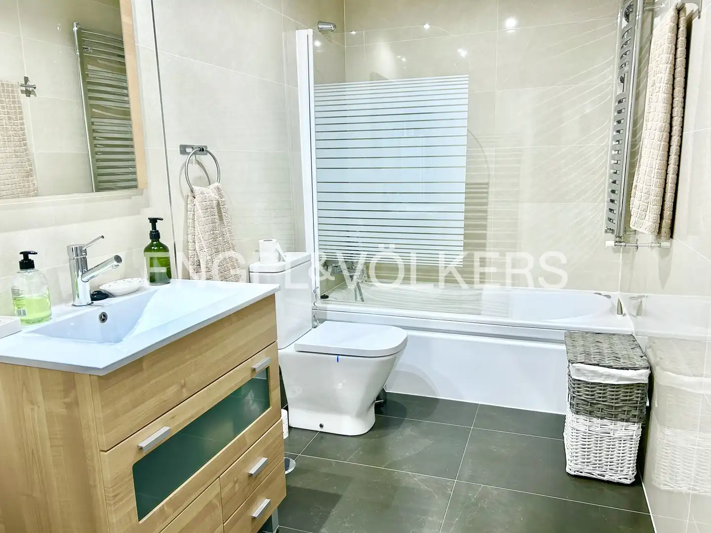 Bathroom of Attic for sale in Rivas-Vaciamadrid  with Heating, Terrace and Storage room