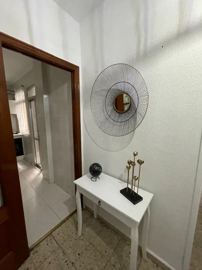 Flat for rent in Plasencia  with Air Conditioner, Terrace and Furnished